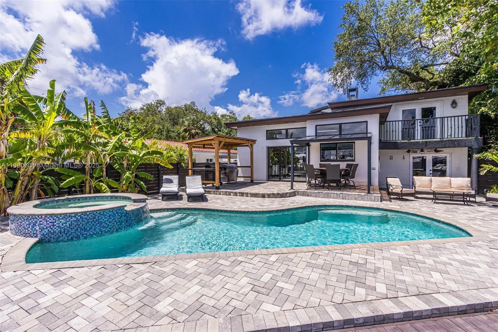 1998 SW 16th Ct