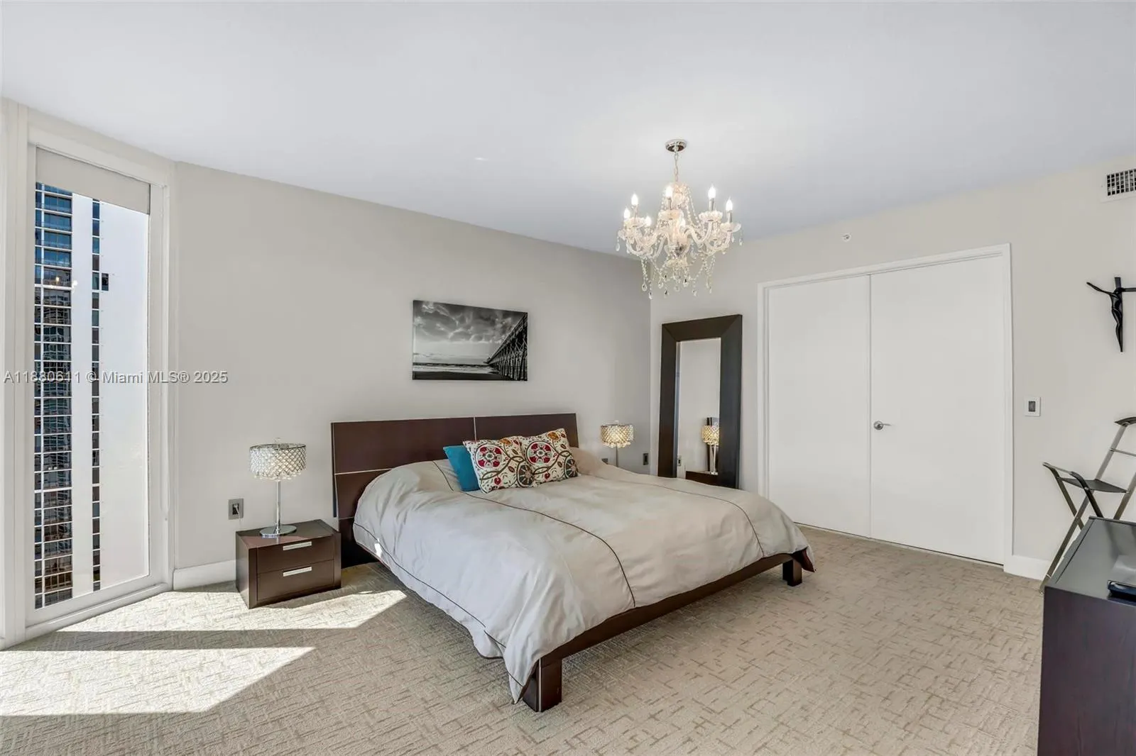 17555 Collins Ave, #UP-7