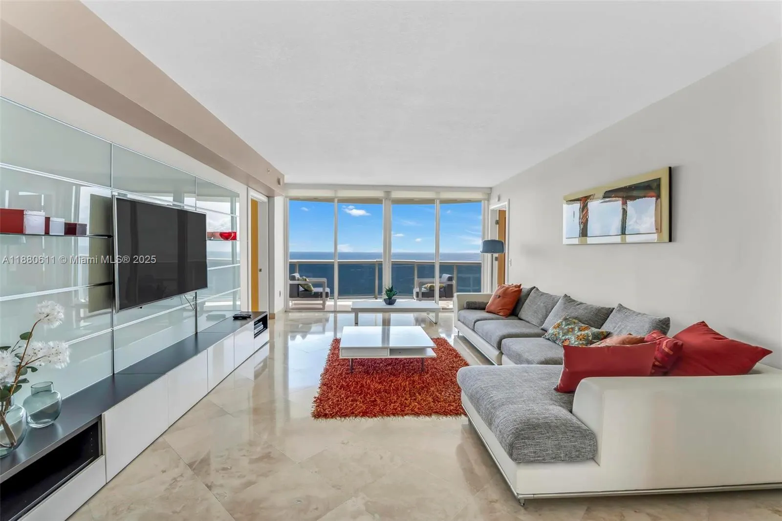 17555 Collins Ave, #UP-7