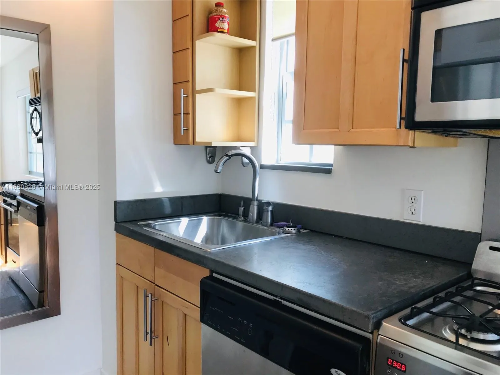 815 Euclid Ave, #14