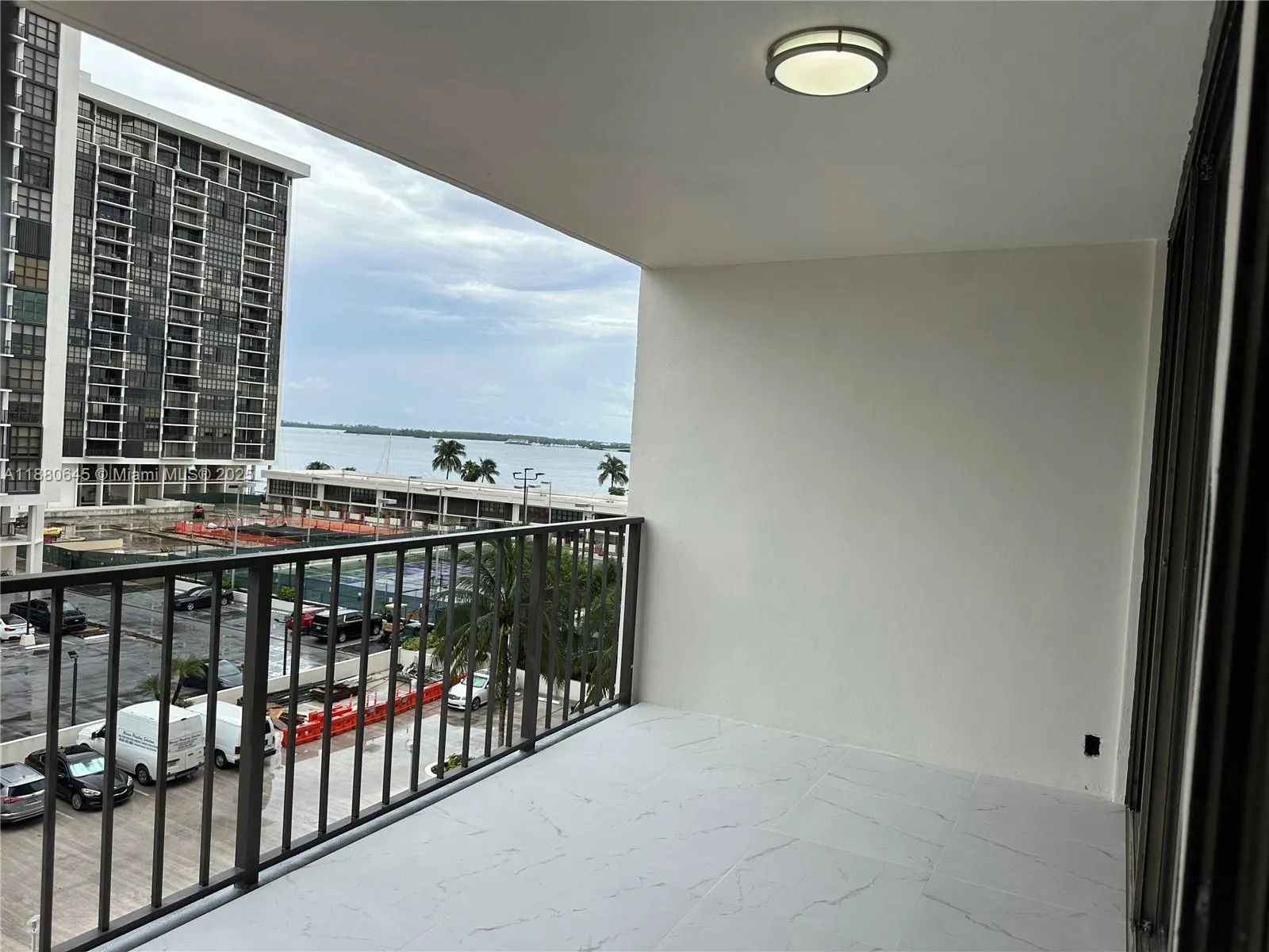 1915 Brickell Ave, #604