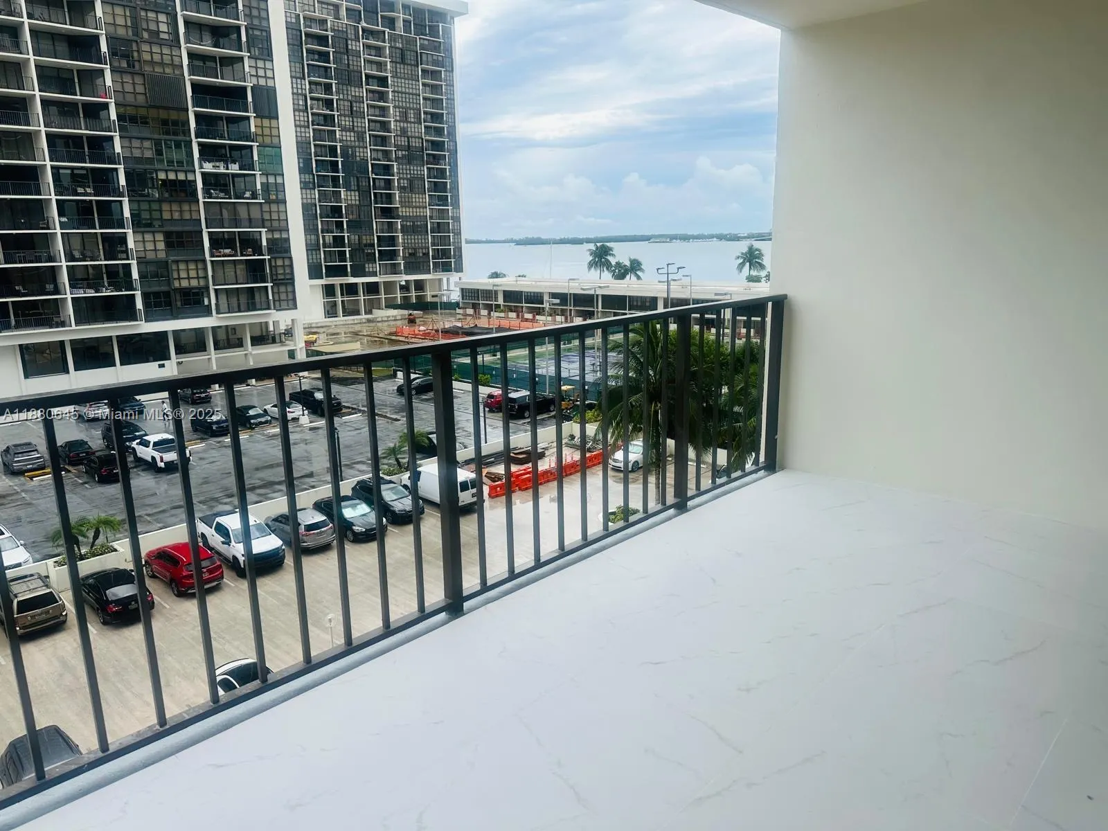 1915 Brickell Ave, #604