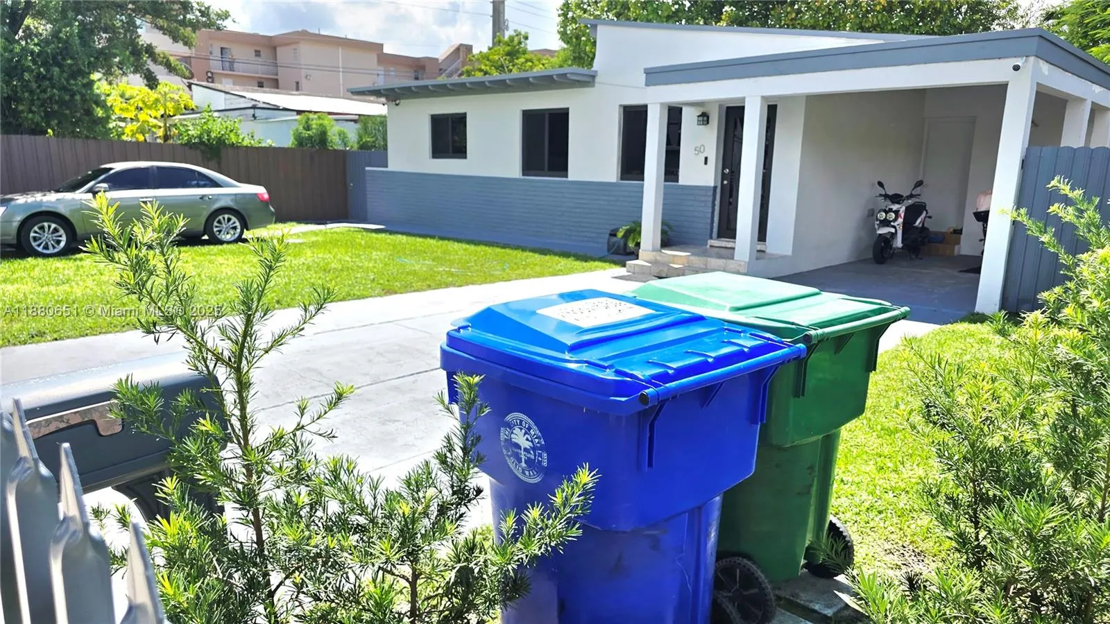 50 NW 68th Ct