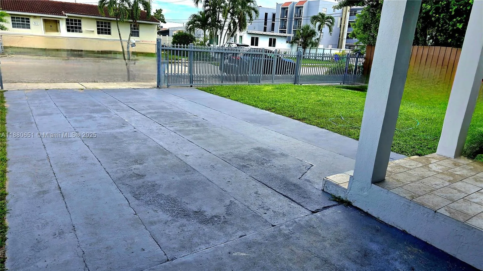 50 NW 68th Ct