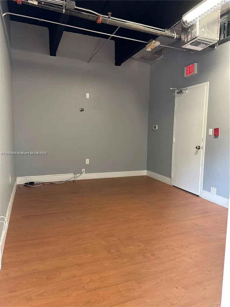 11251 NW 20th St, #106