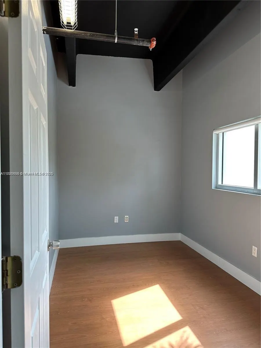 11251 NW 20th St, #106