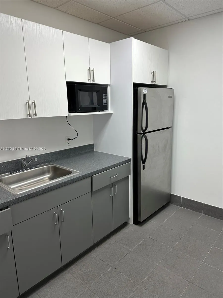 11251 NW 20th St, #106