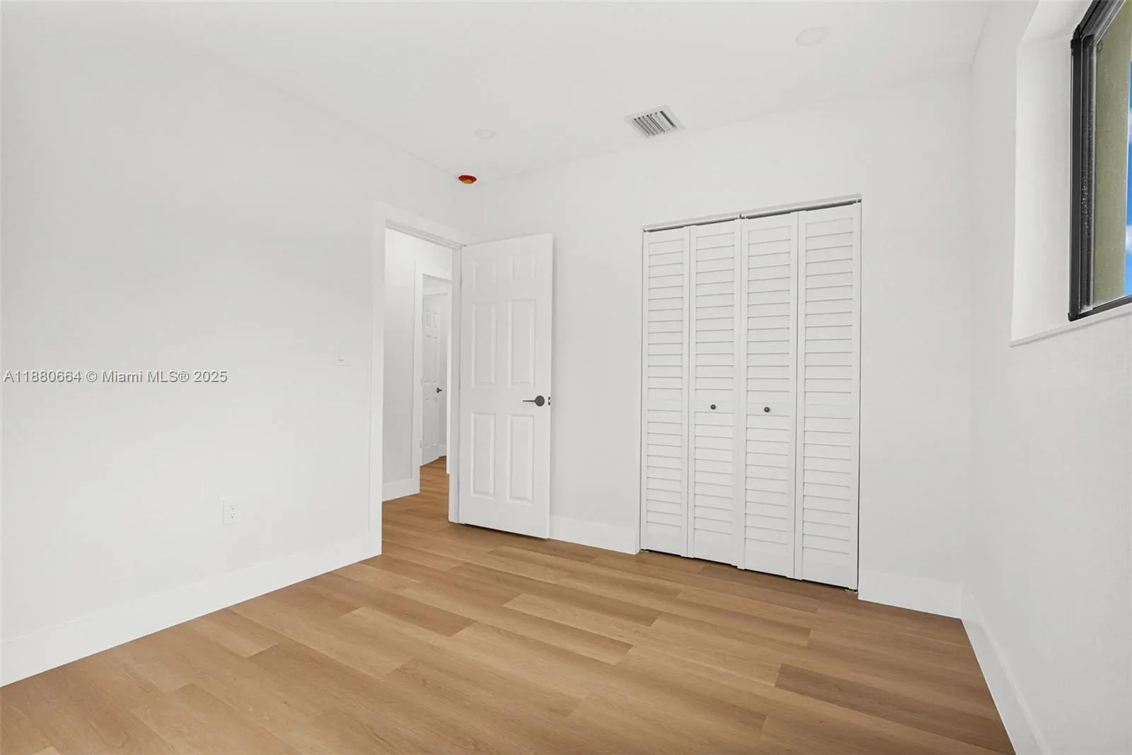 2225 NW 195th St