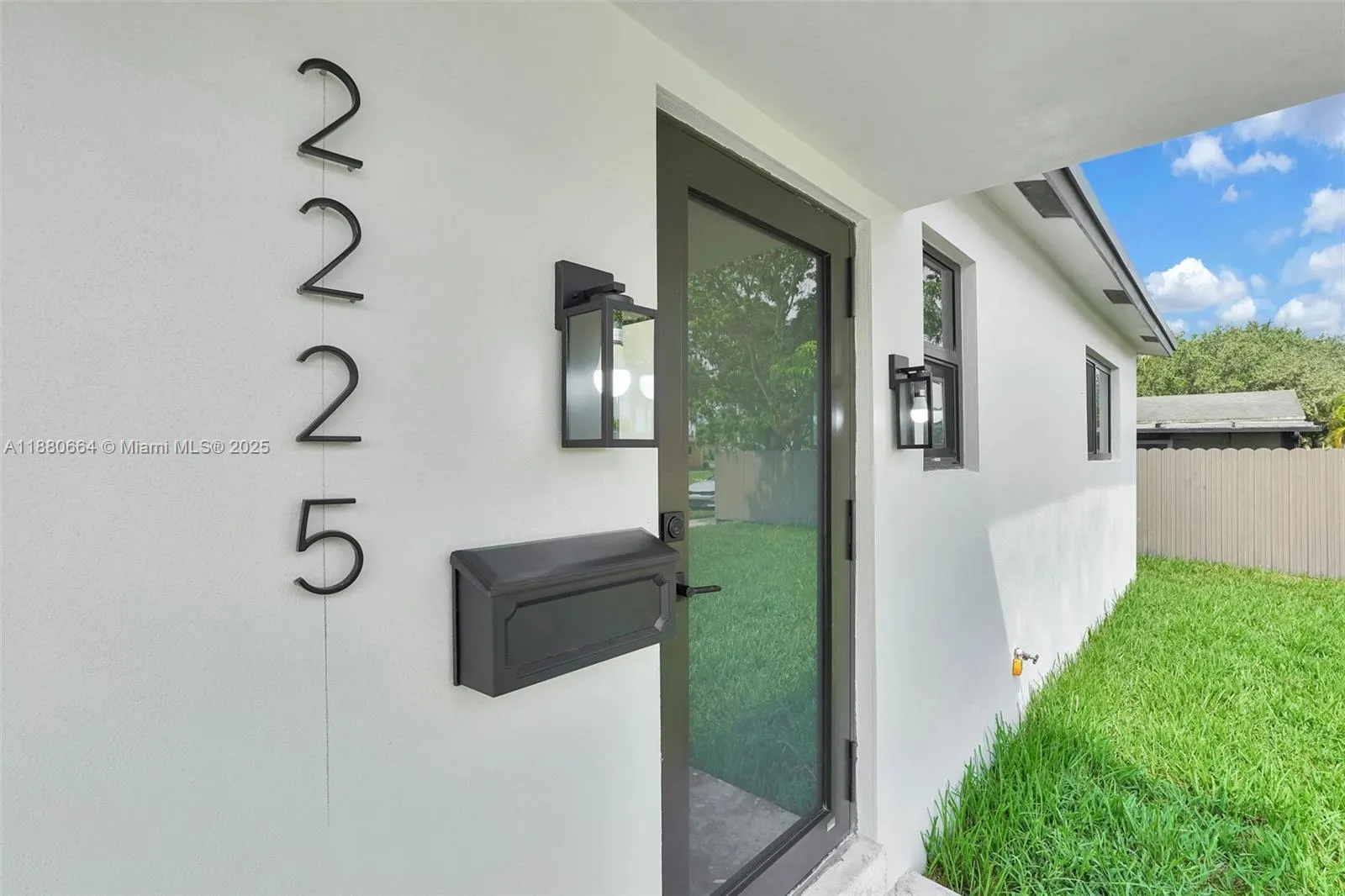 2225 NW 195th St