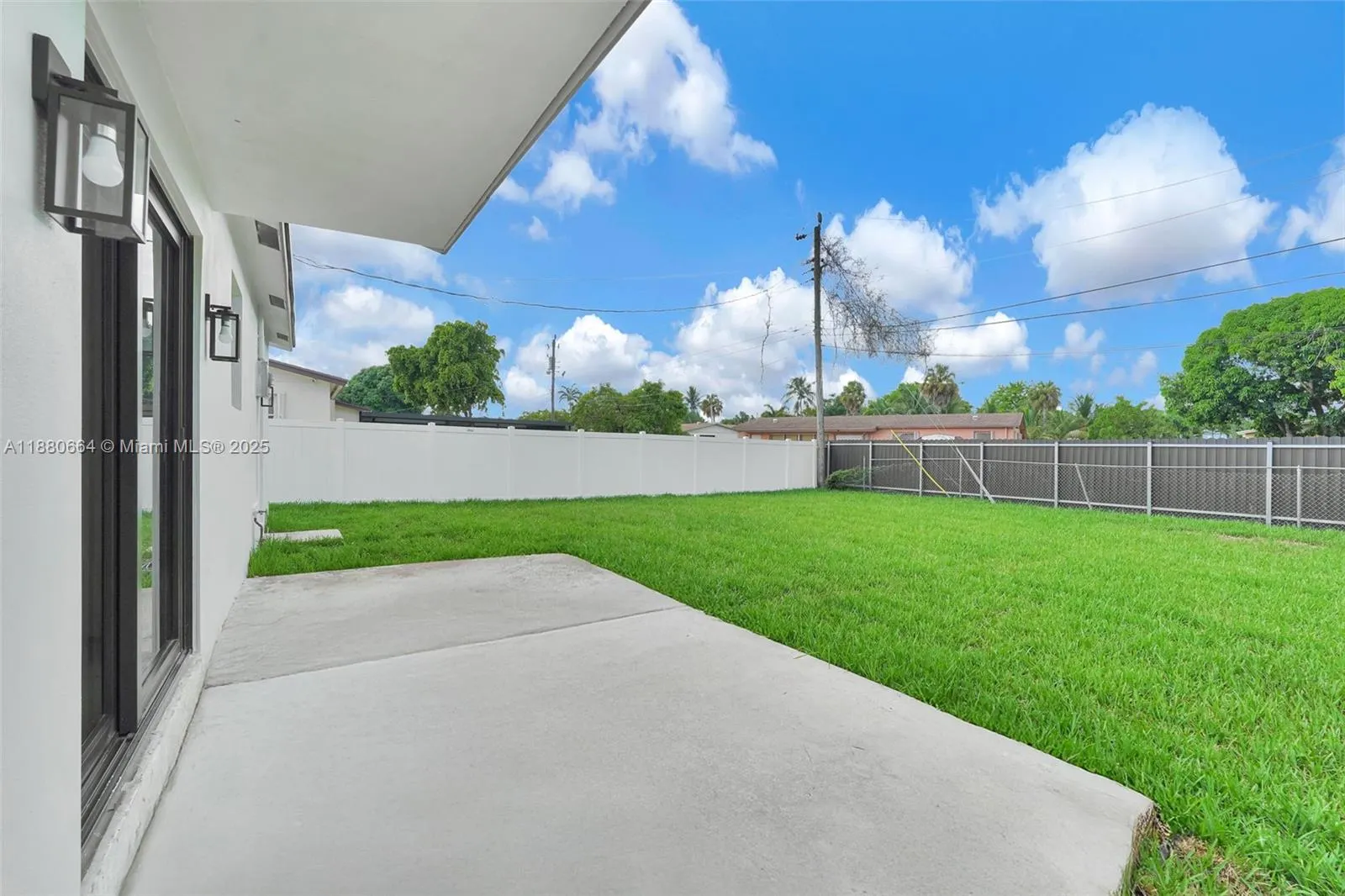 2225 NW 195th St