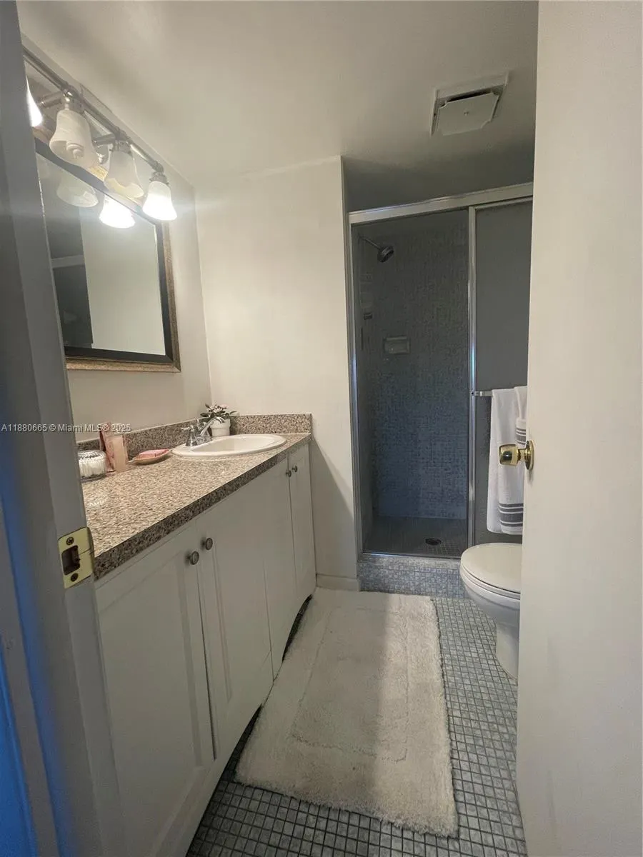 8345 Sunrise Lakes Blvd, #309