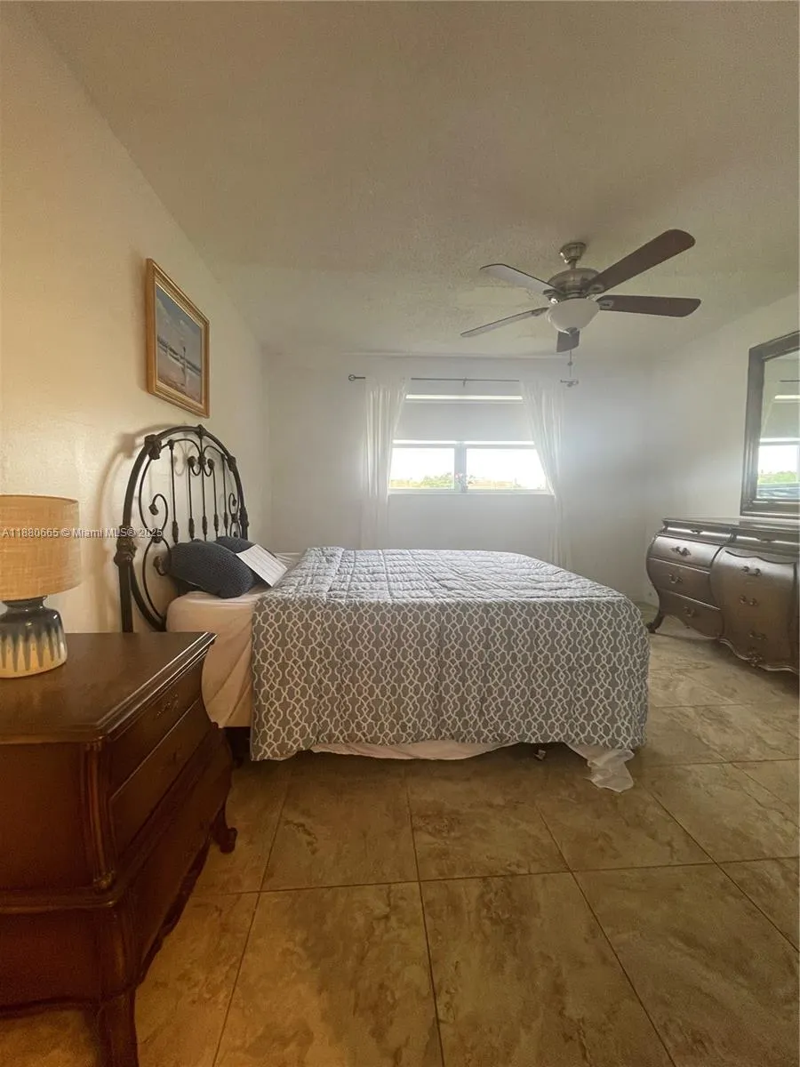 8345 Sunrise Lakes Blvd, #309