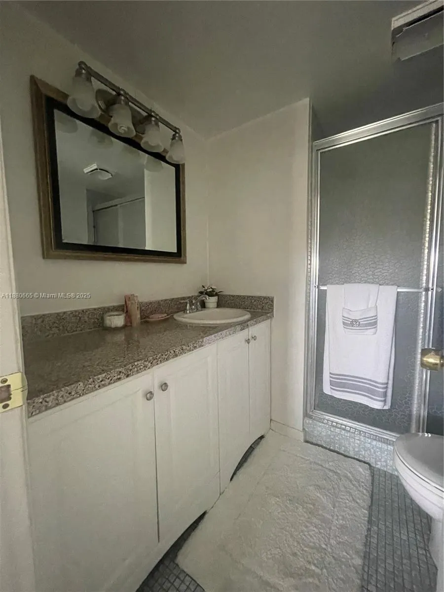 8345 Sunrise Lakes Blvd, #309