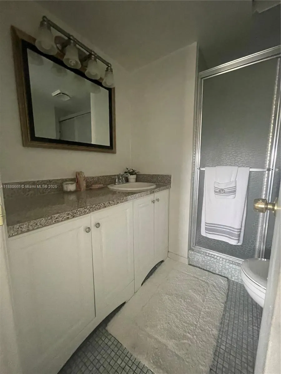 8345 Sunrise Lakes Blvd, #309