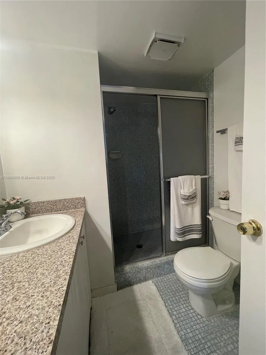 8345 Sunrise Lakes Blvd, #309