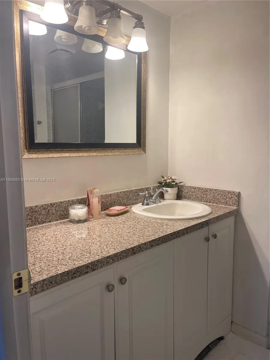 8345 Sunrise Lakes Blvd, #309