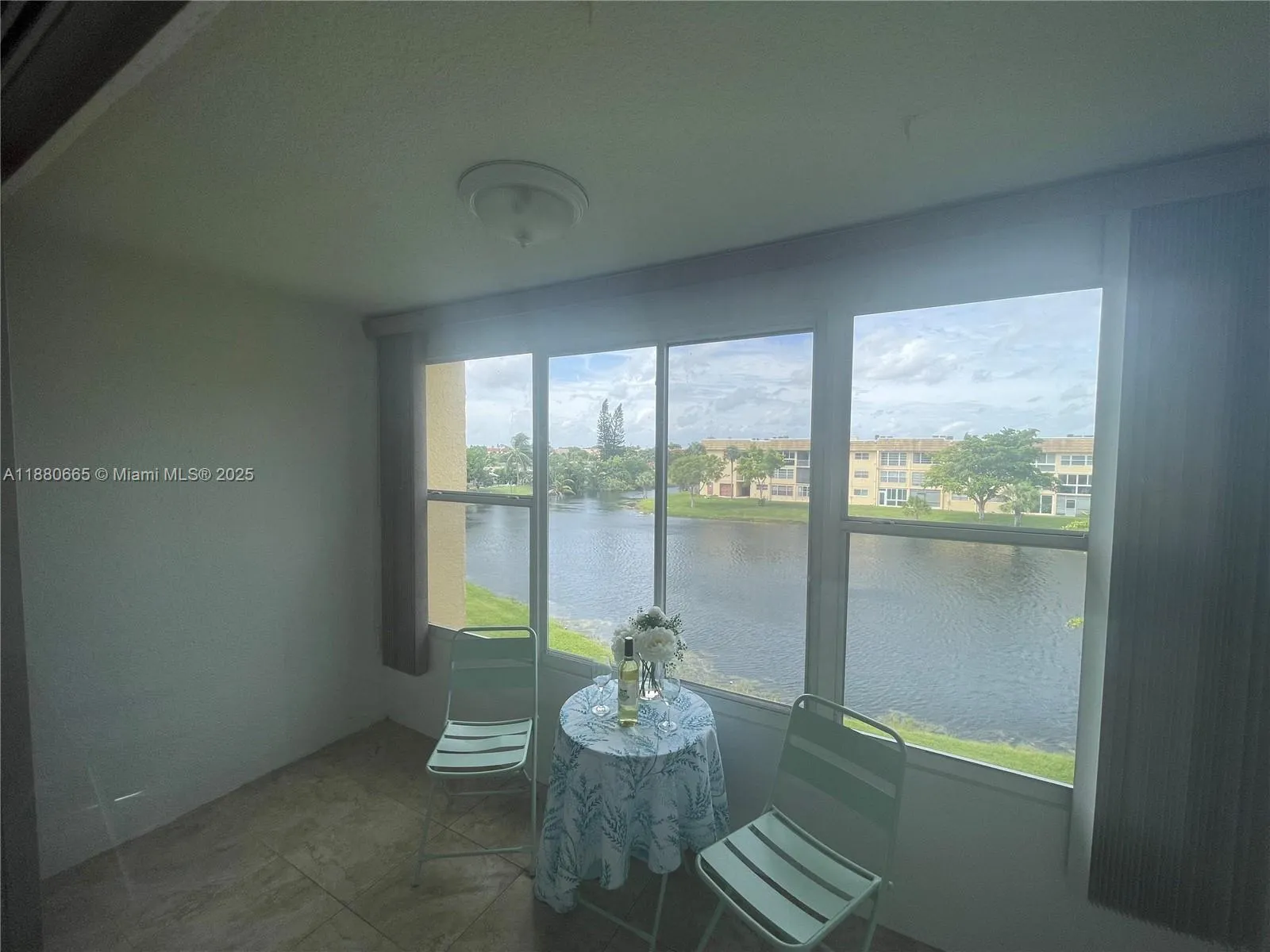 8345 Sunrise Lakes Blvd, #309