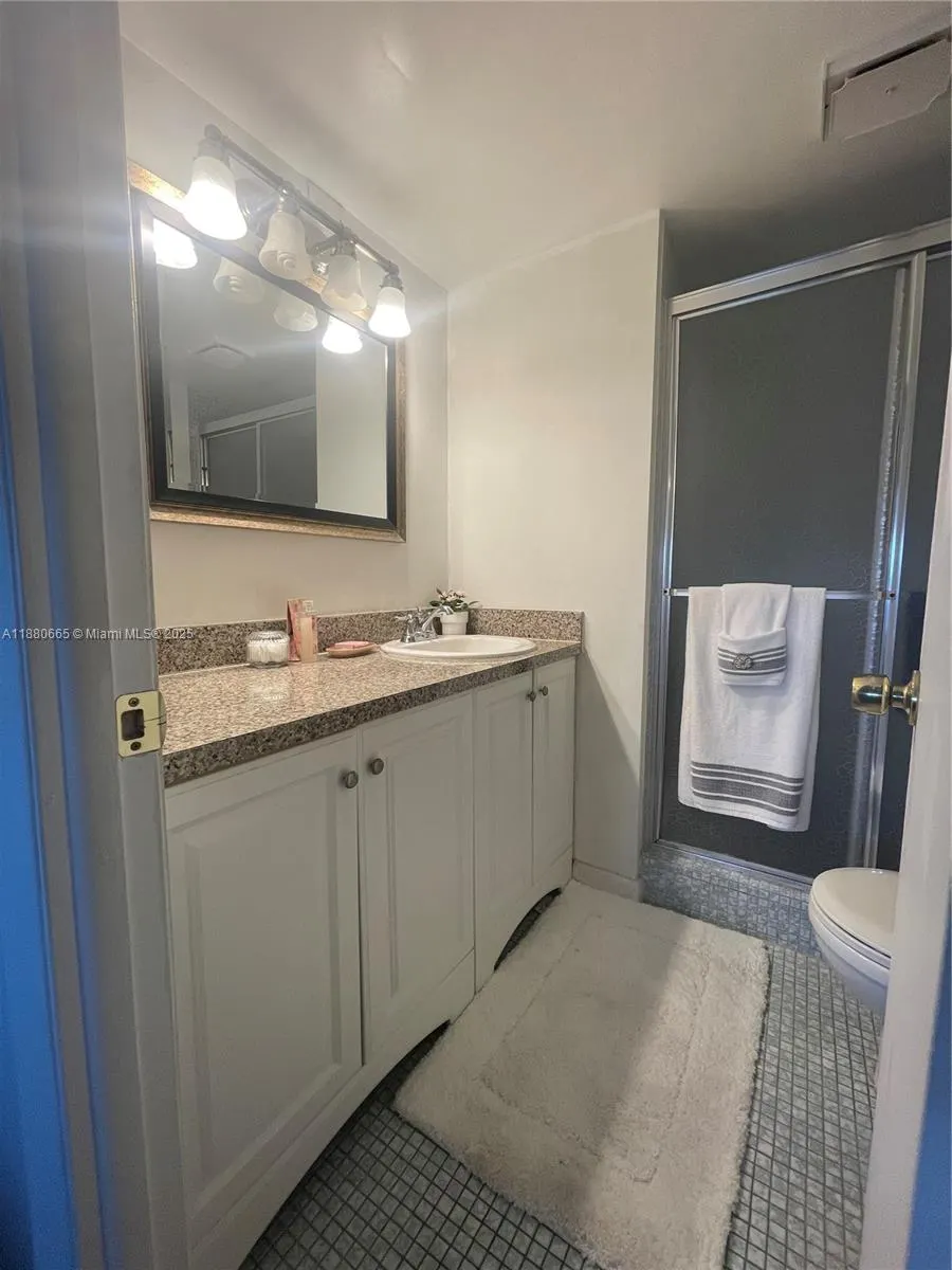 8345 Sunrise Lakes Blvd, #309