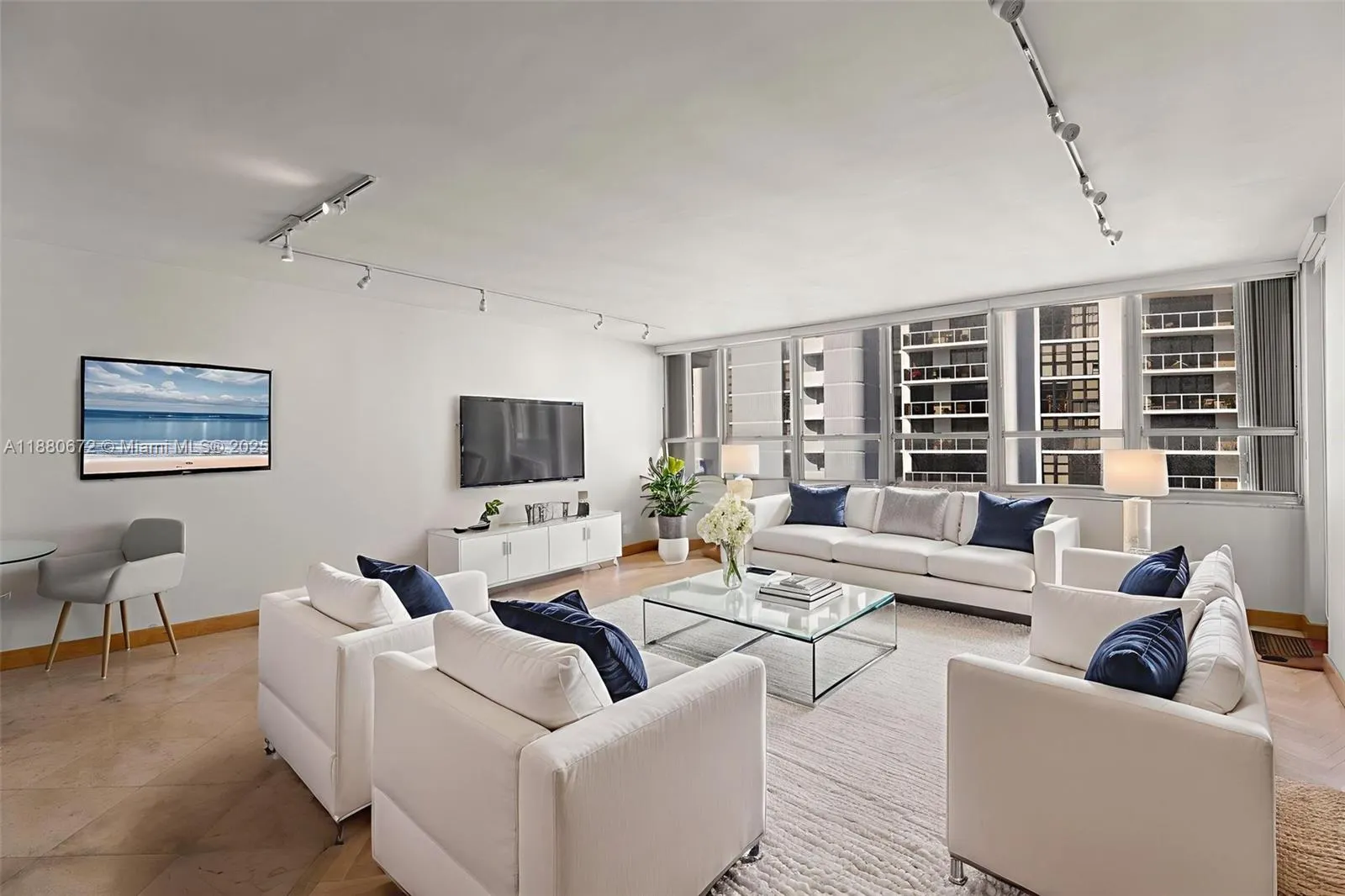 11 Island Ave, #2009