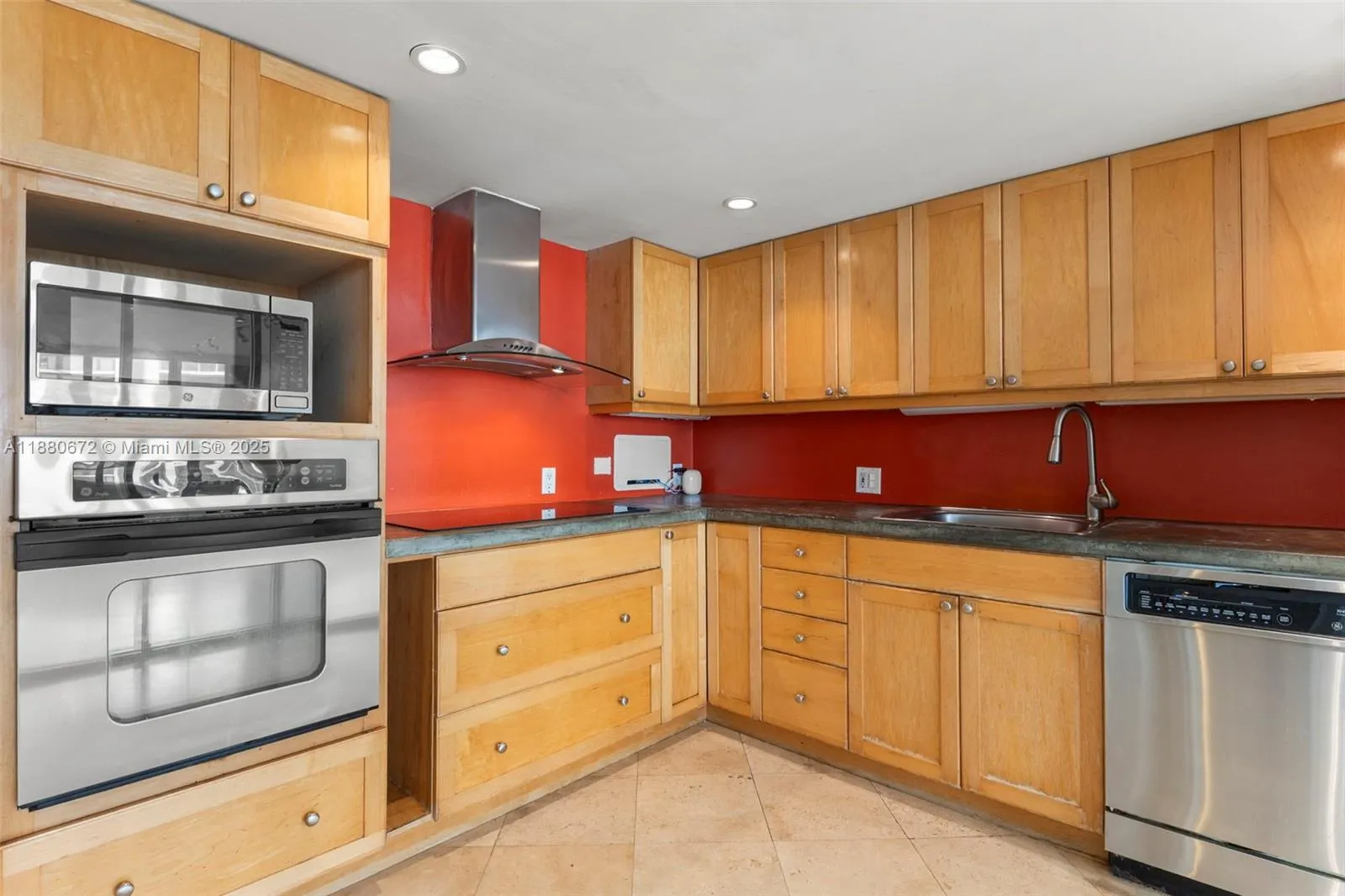 11 Island Ave, #2009