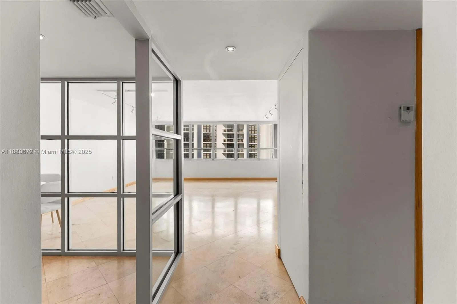 11 Island Ave, #2009