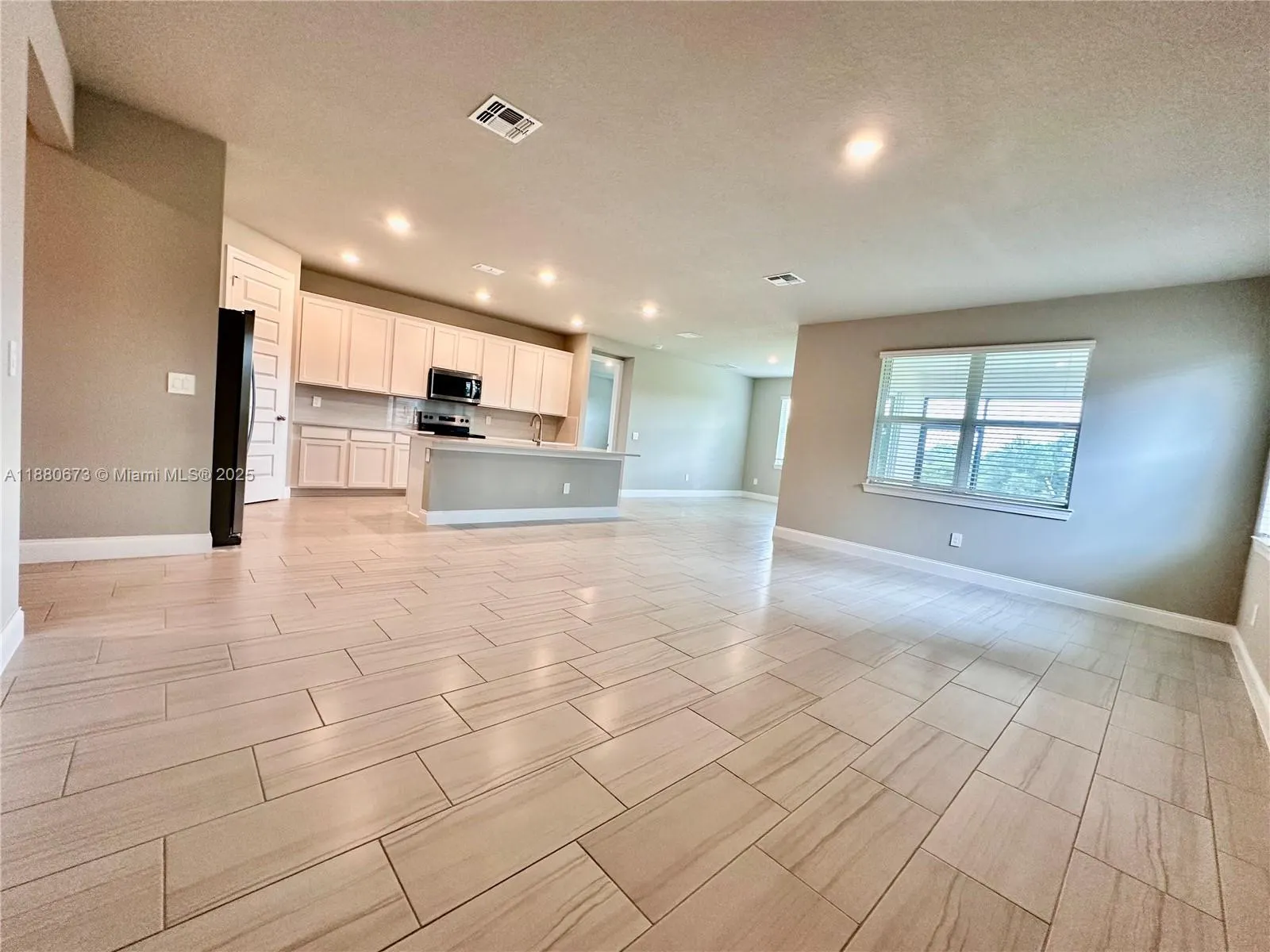 9035 Dahlia Cir, #9035