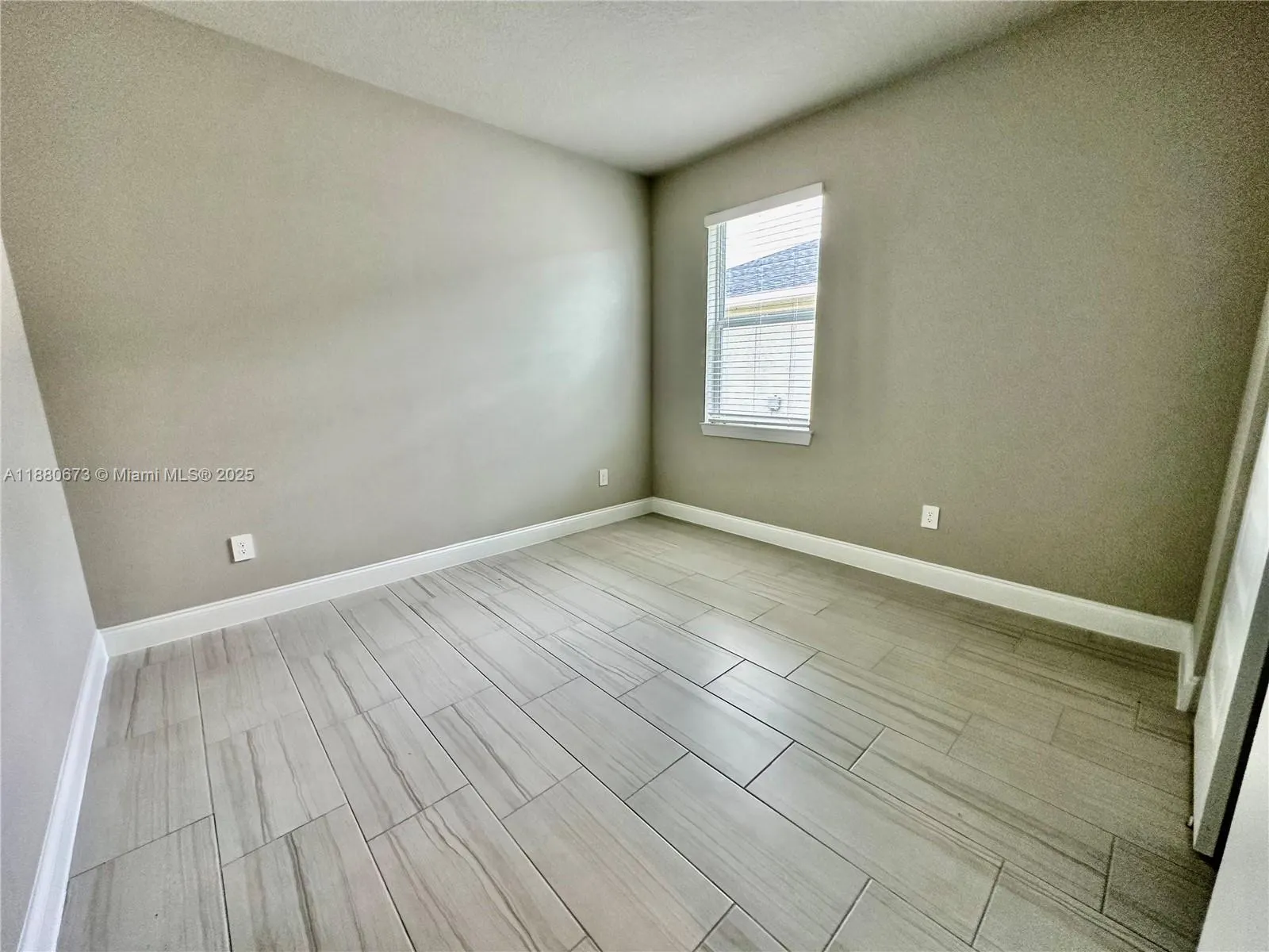 9035 Dahlia Cir, #9035