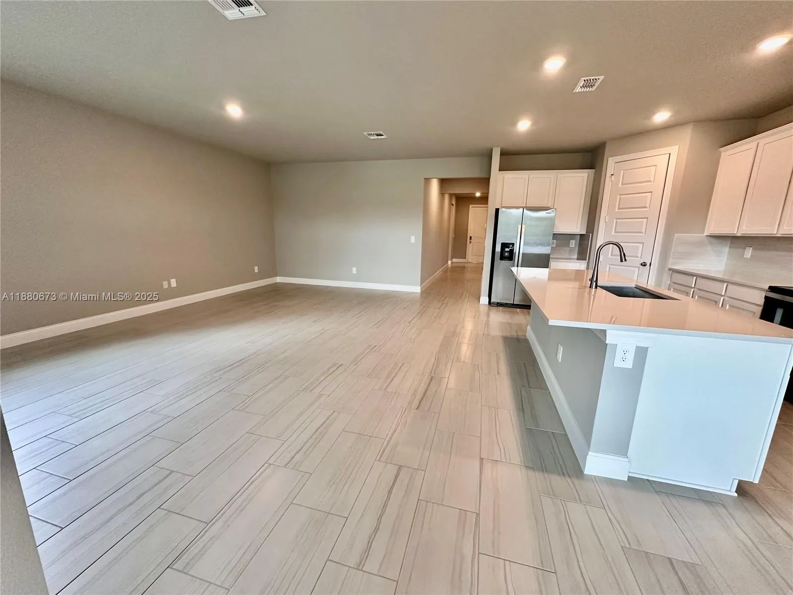 9035 Dahlia Cir, #9035