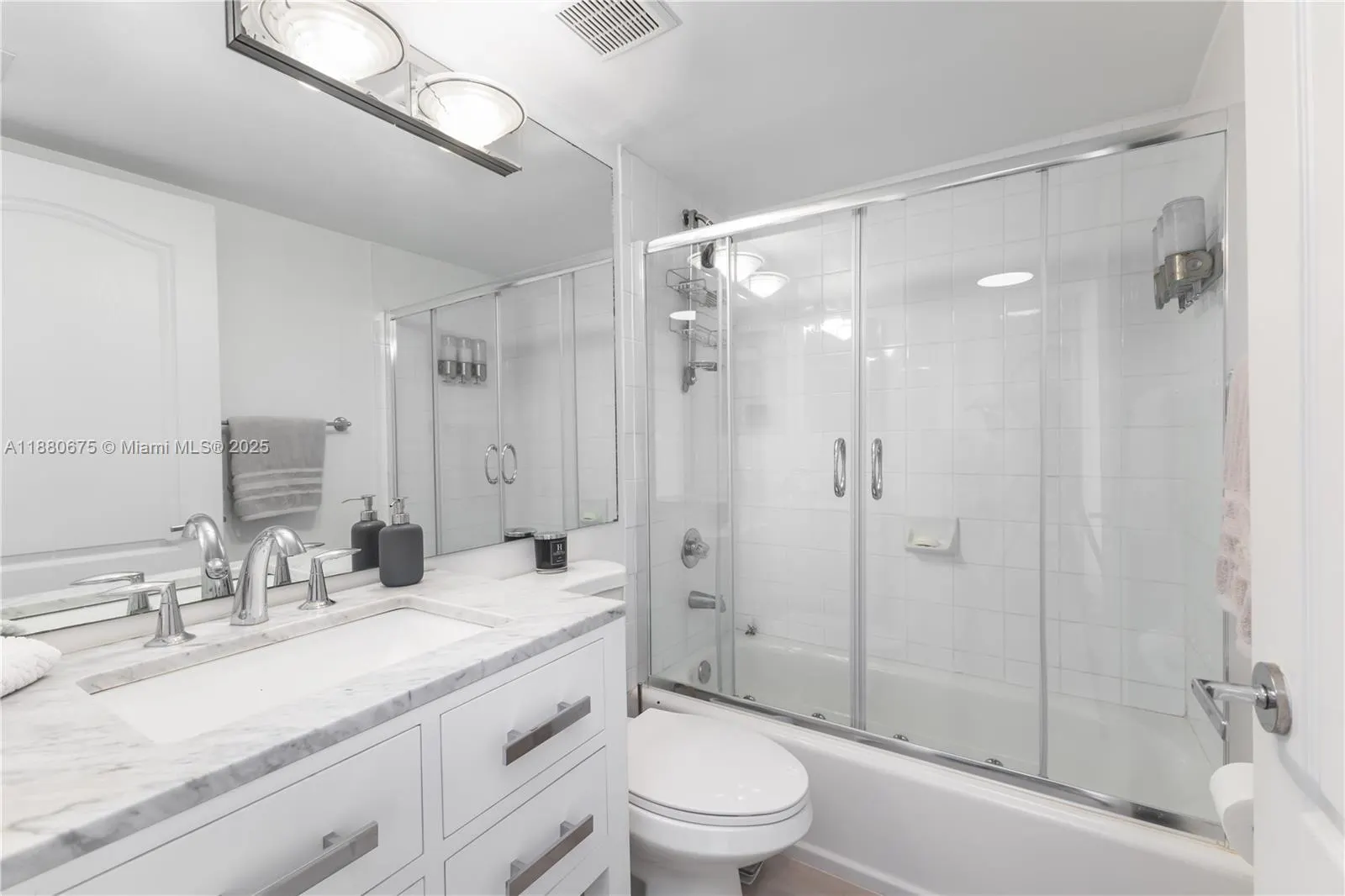 1800 Sunset Harbour Dr, #815