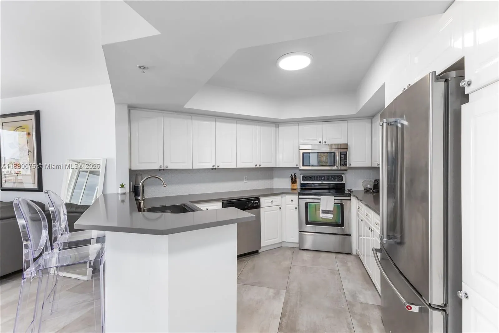 1800 Sunset Harbour Dr, #815