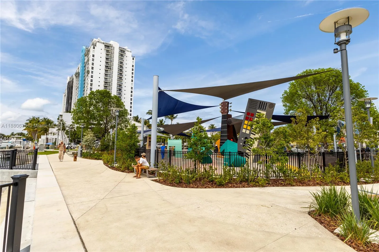 1800 Sunset Harbour Dr, #815