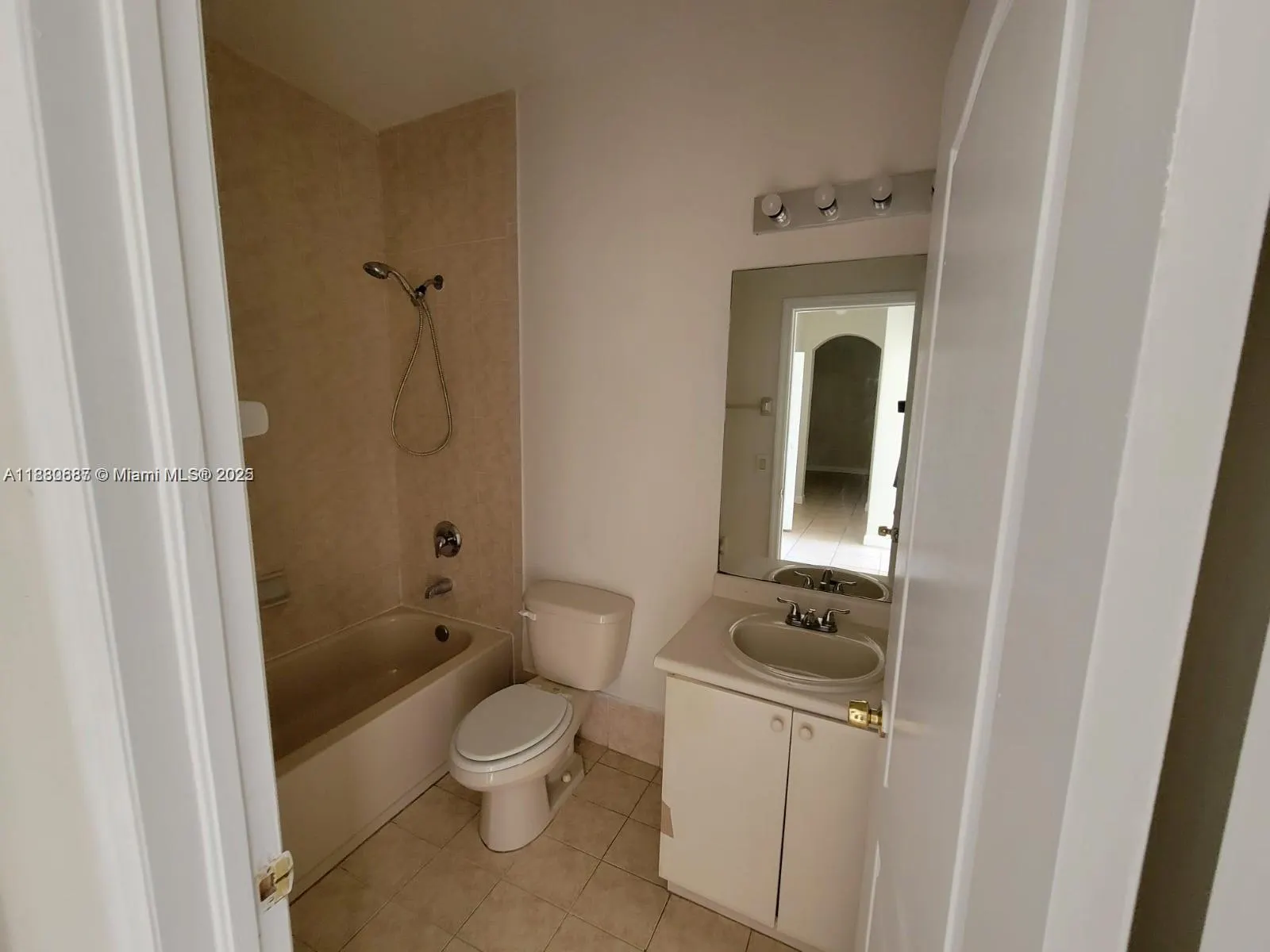 2900 SE 17th Ave, #202