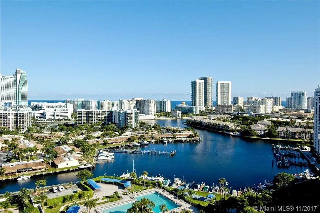 500 Three Islands Blvd, #822