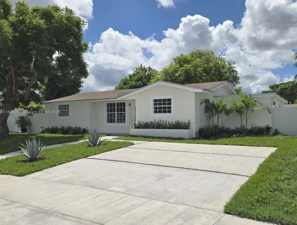 11300 SW 179th St