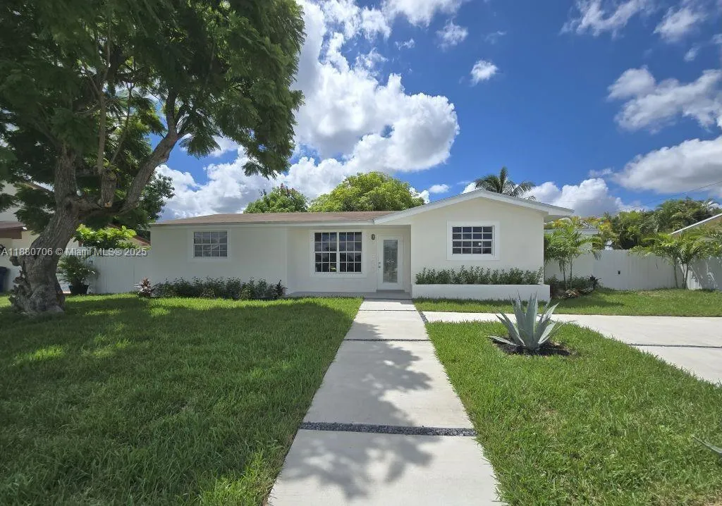 11300 SW 179th St