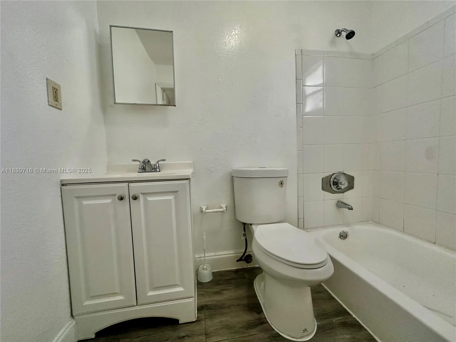 5519 NW 4th Ave, #5519