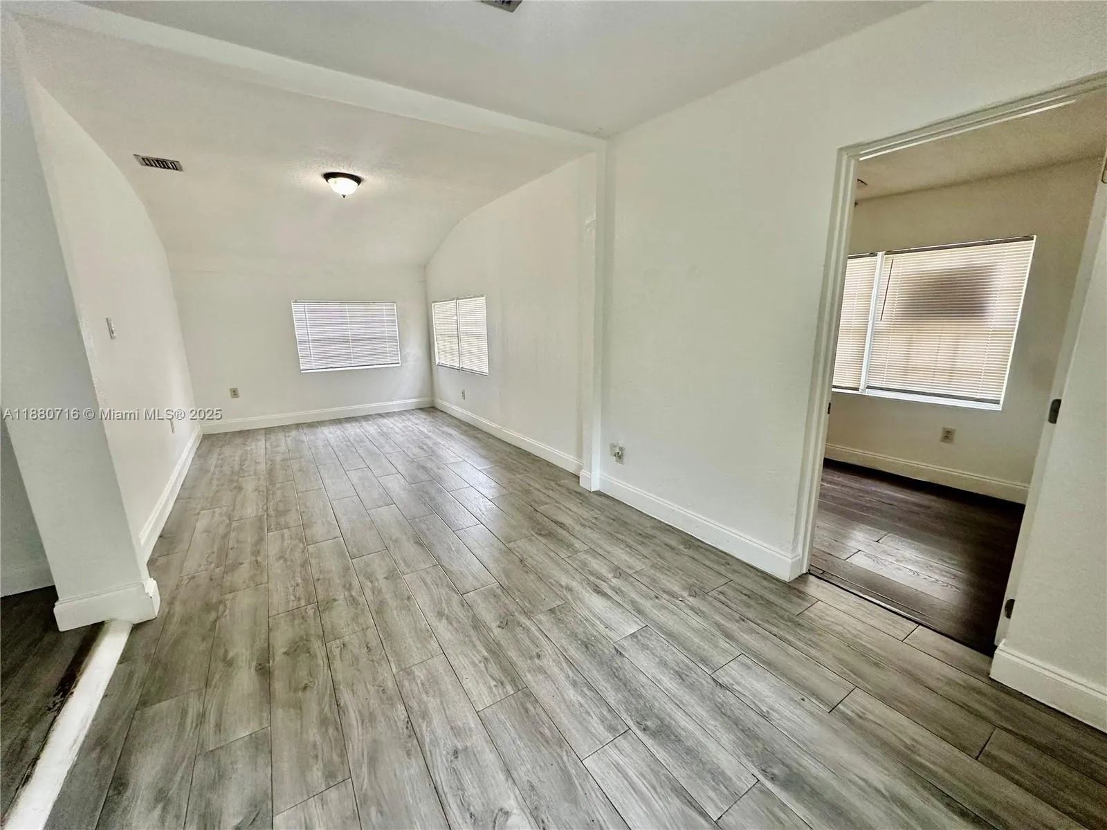 5519 NW 4th Ave, #5519