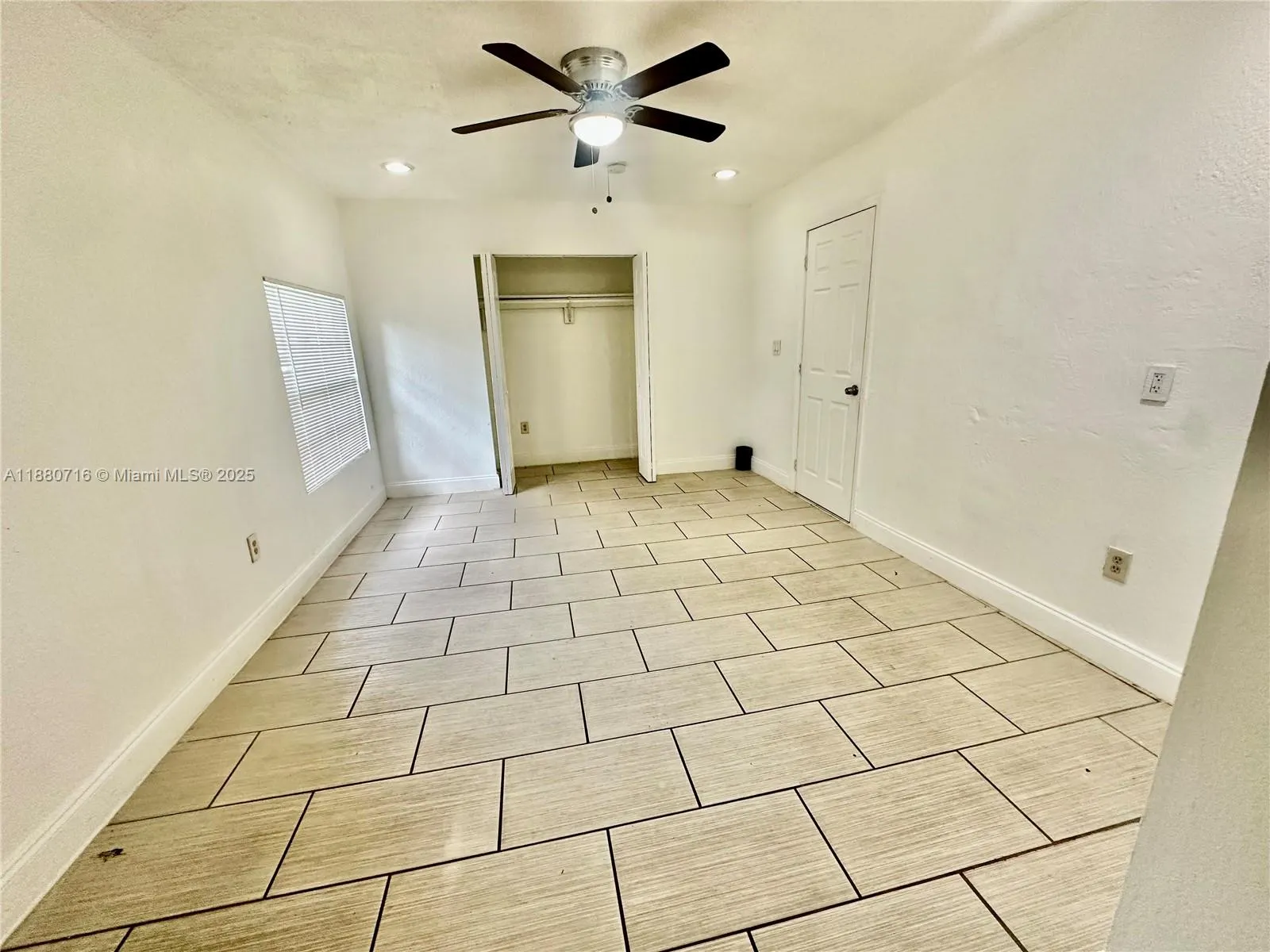 5519 NW 4th Ave, #5519