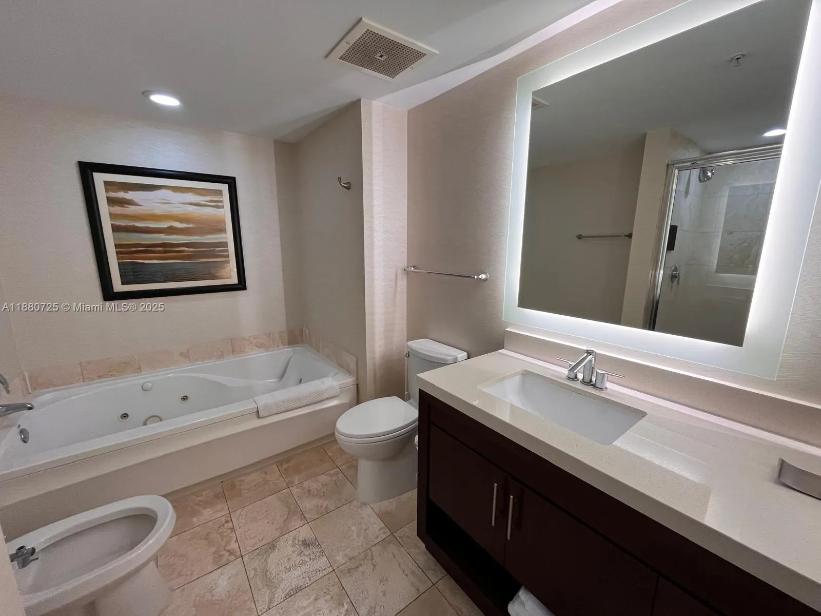 17375 COLLINS AVE, #905