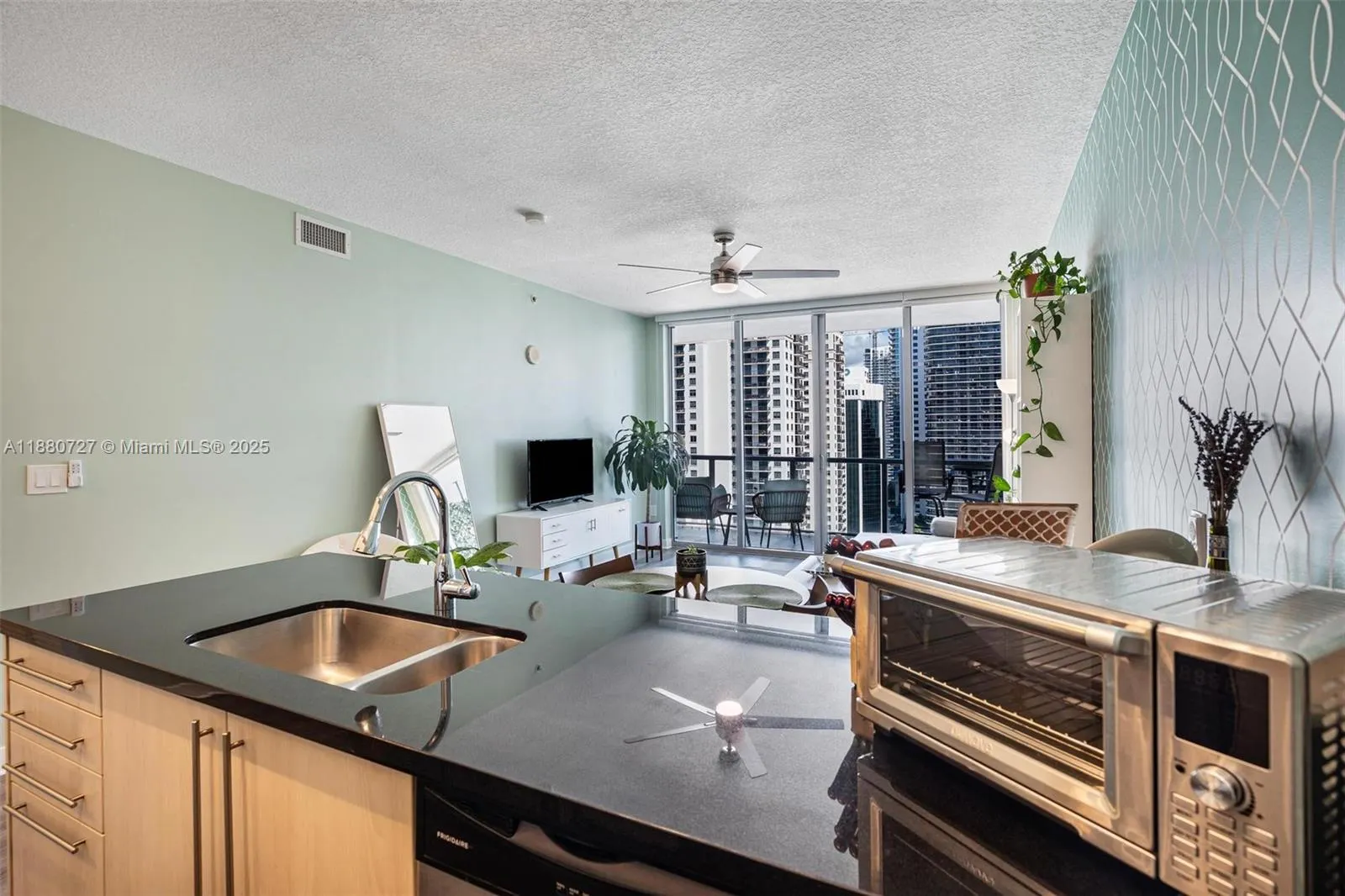 1111 SW 1st Ave, #2721-N