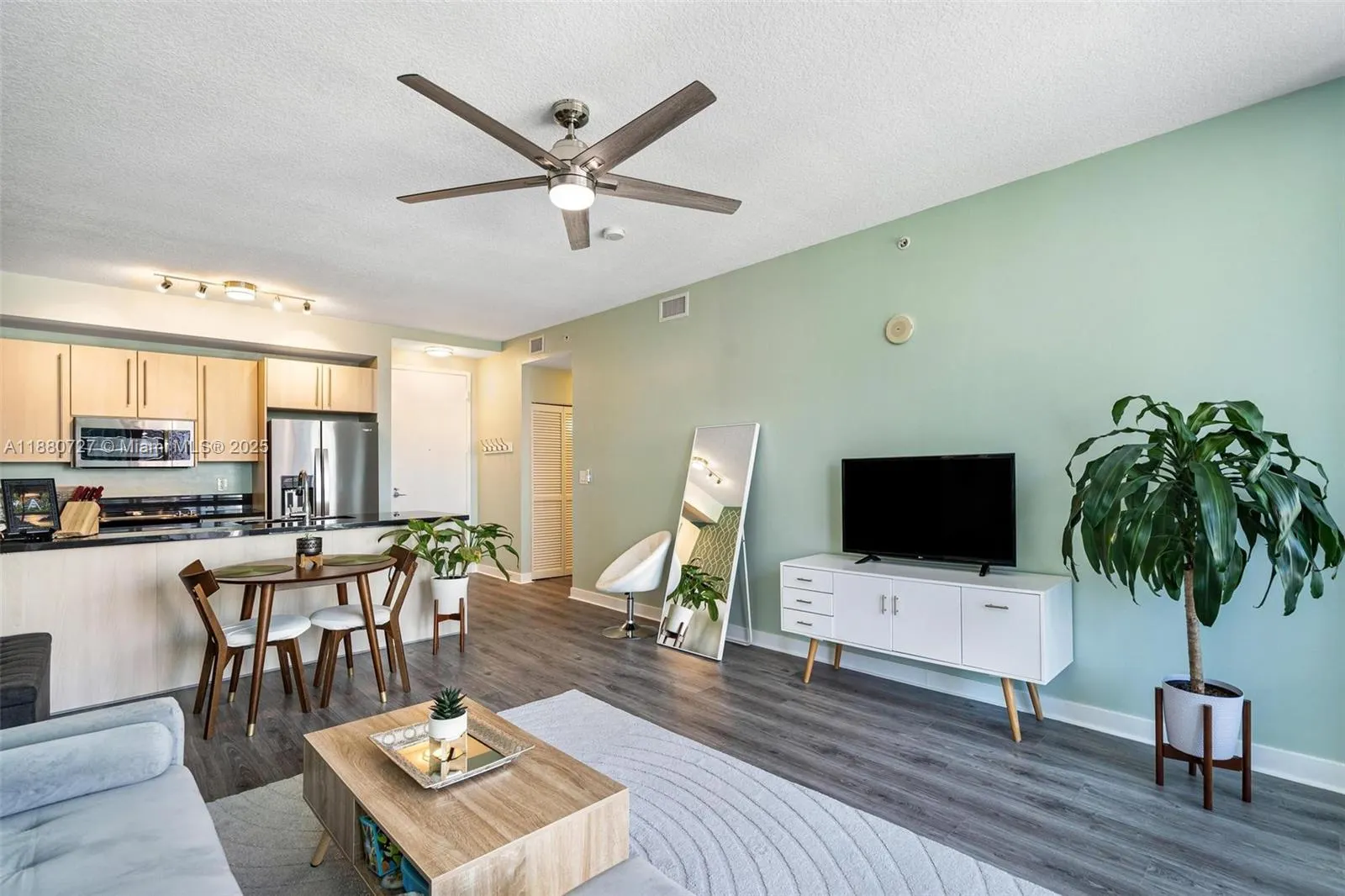 1111 SW 1st Ave, #2721-N