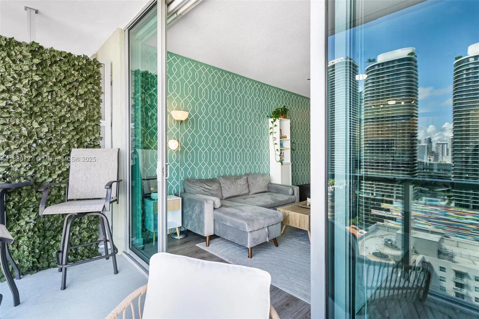 1111 SW 1st Ave, #2721-N