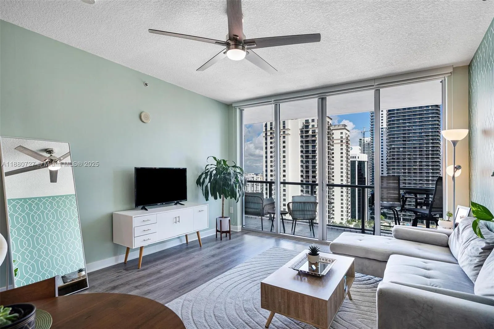 1111 SW 1st Ave, #2721-N