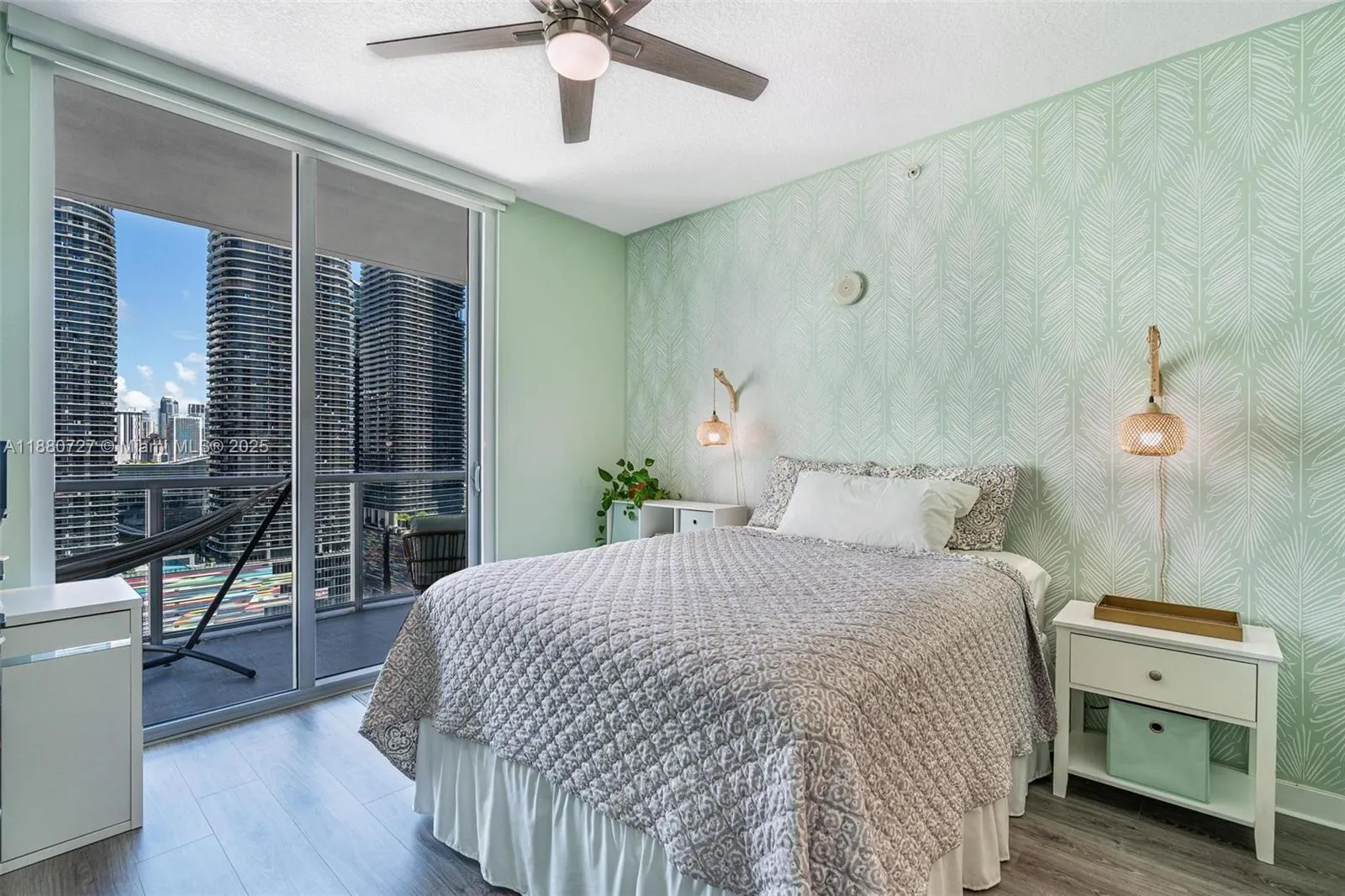 1111 SW 1st Ave, #2721-N