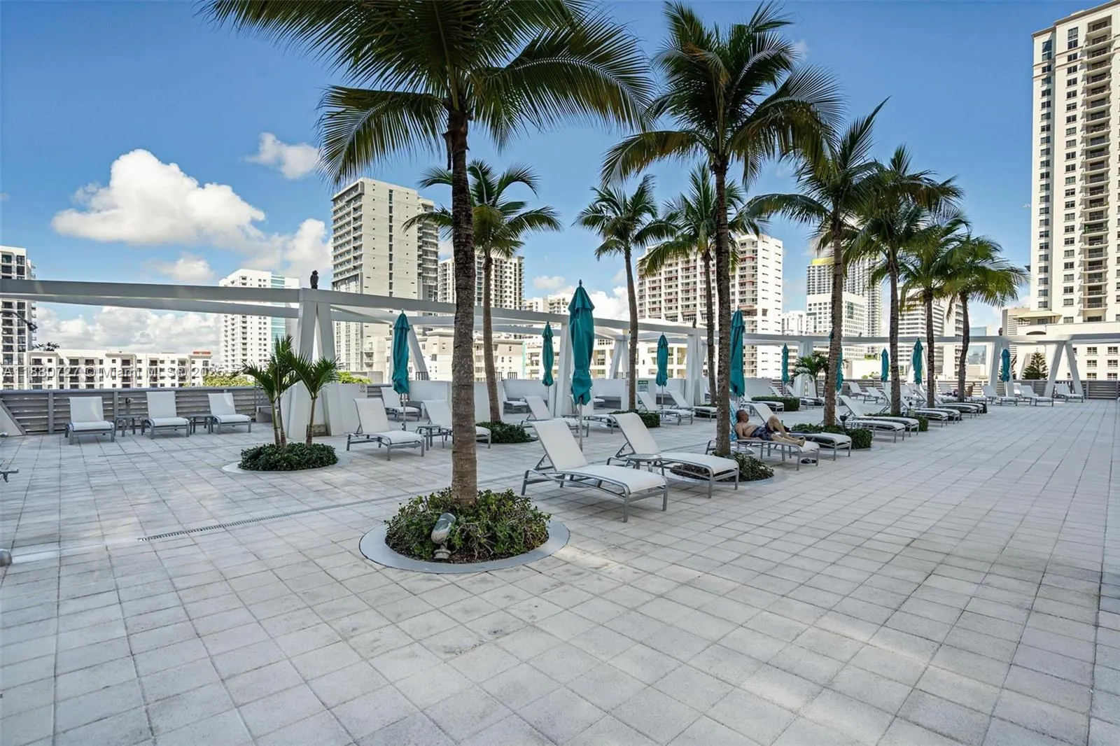 1111 SW 1st Ave, #2721-N