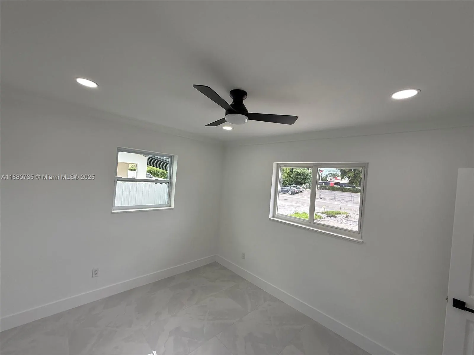 841 W 50th St, #2