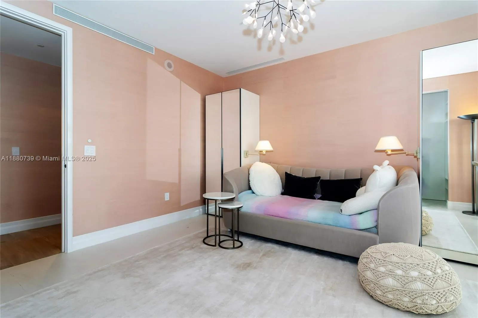 17749 Collins Ave, #3801