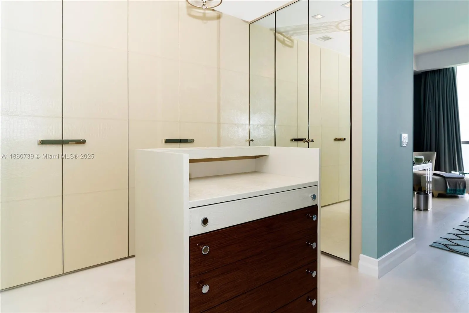 17749 Collins Ave, #3801
