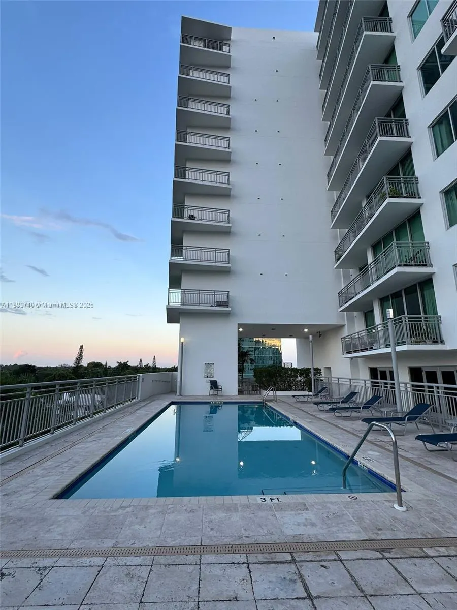 2021 SW 3rd Ave, #903