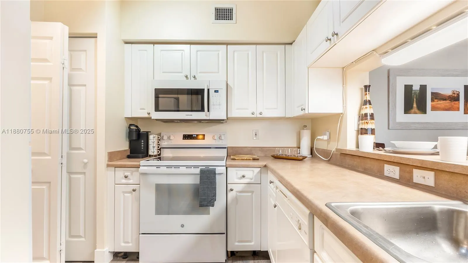 17100 N Bay Rd, #1603